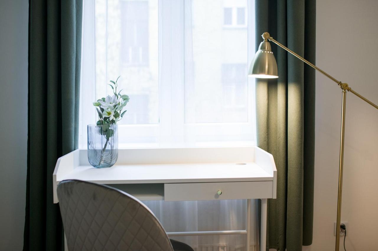 Wawelove Pilsudskiego - 3 Bedroom Apt. With Balcony And Free Parking! Краків Екстер'єр фото