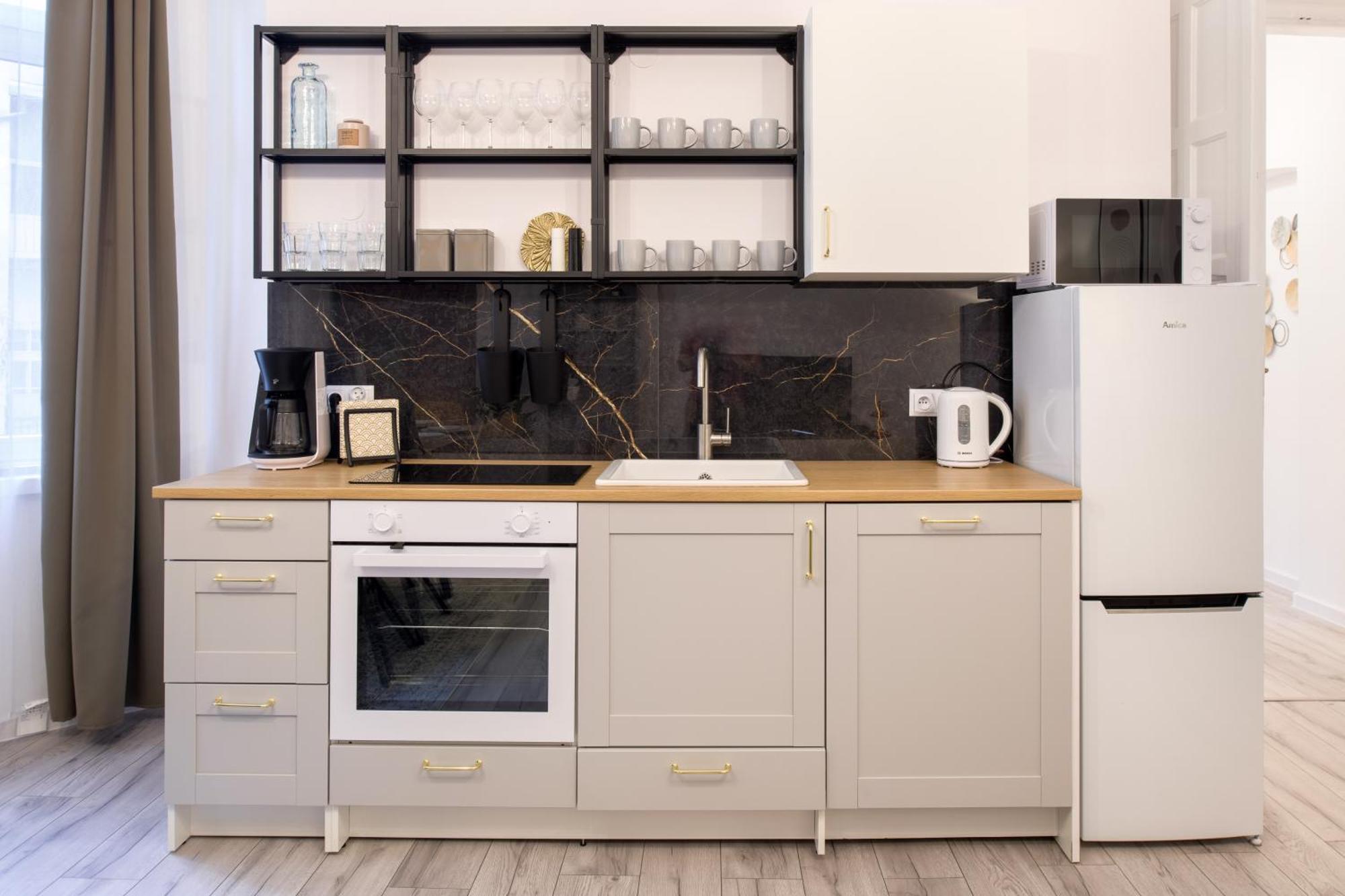 Wawelove Pilsudskiego - 3 Bedroom Apt. With Balcony And Free Parking! Краків Екстер'єр фото